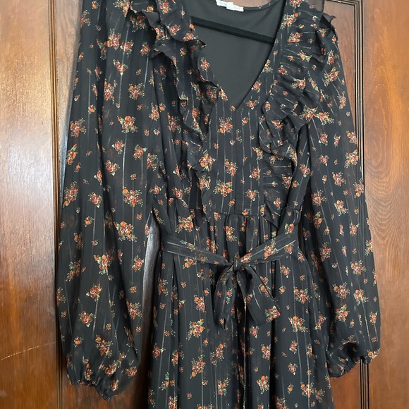 Women’s Long Sleeve Maxi Dress - Black with Red Roses Metallic Threading - M - Picture 2 of 5